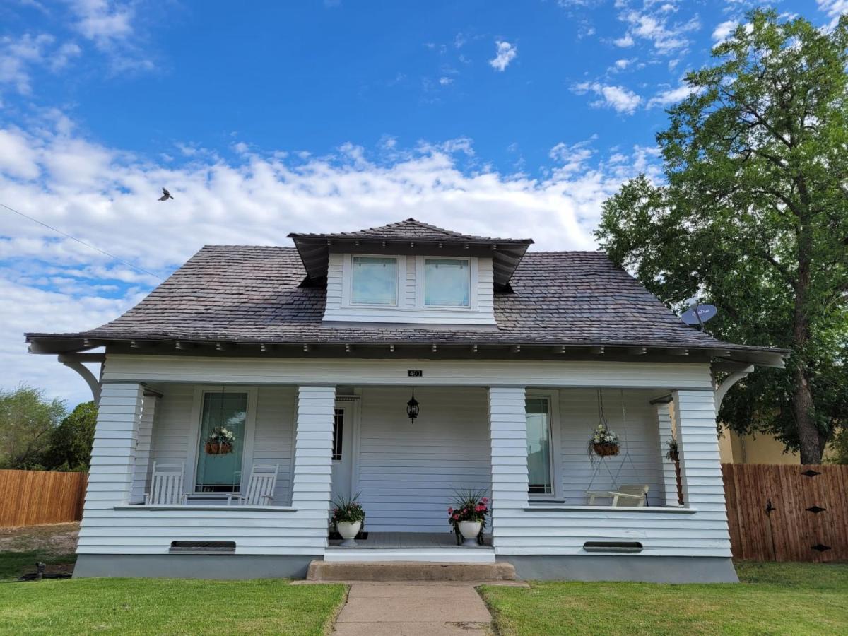 Holland House - Historic And Sophisticated Villa Alpine Exterior photo